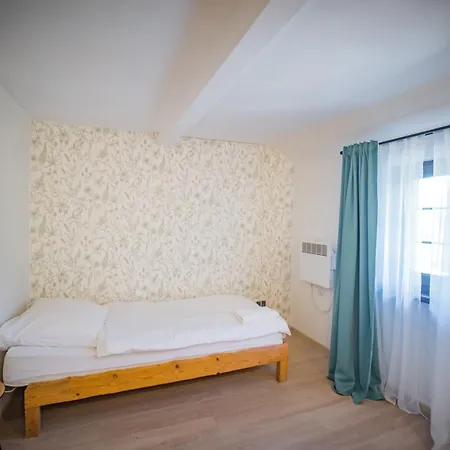 Rony - In The Middle Of Nature Vakantiehuis