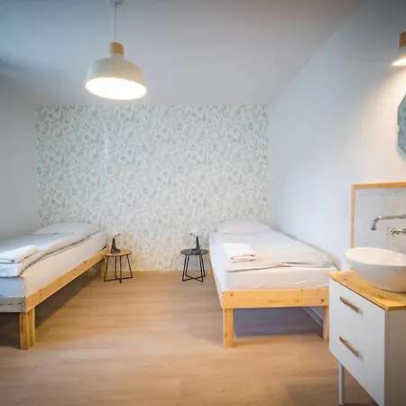 Rony - In The Middle Of Nature * Przesieka