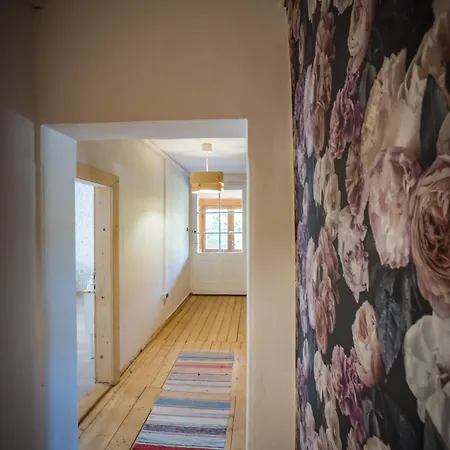 Rony - In The Middle Of Nature Przesieka