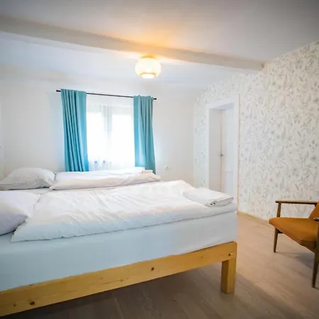 Rony - In The Middle Of Nature Vakantiehuis *