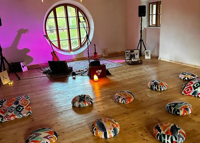 別荘 Rony - In The Middle Of Nature *